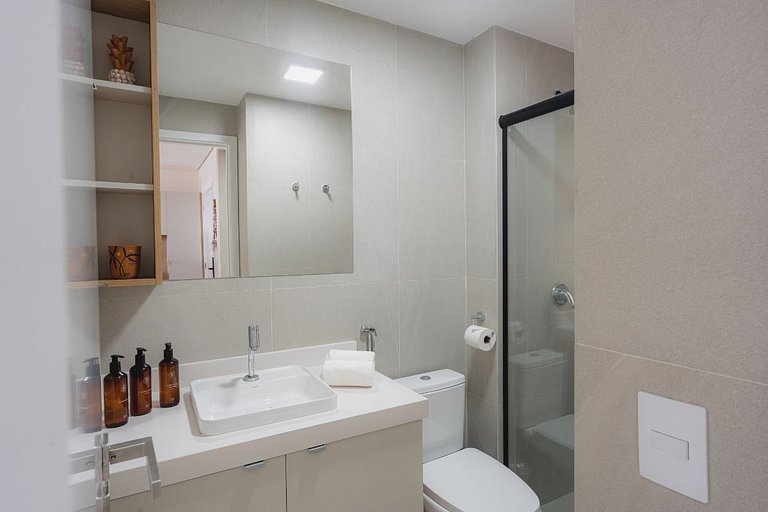 Flat DUE Muro Alto vista mar by Sintta