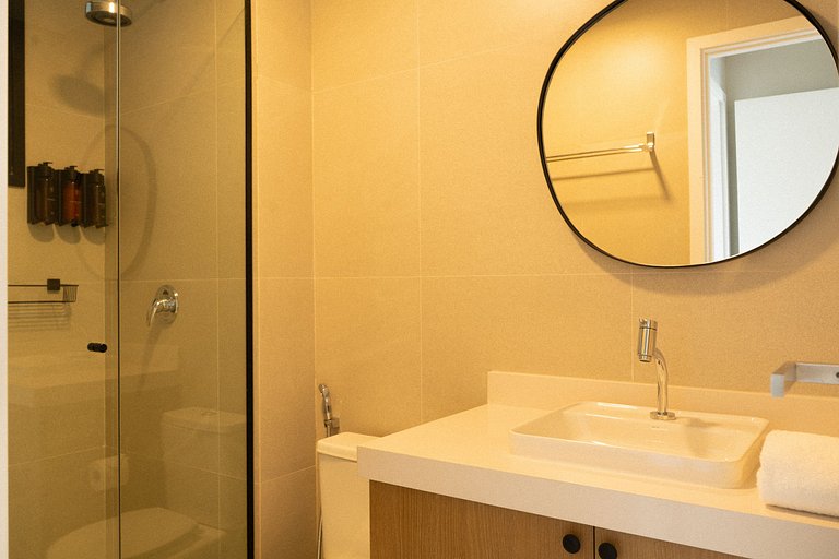 Muro Alto luxo com piscina privativa by Sintta