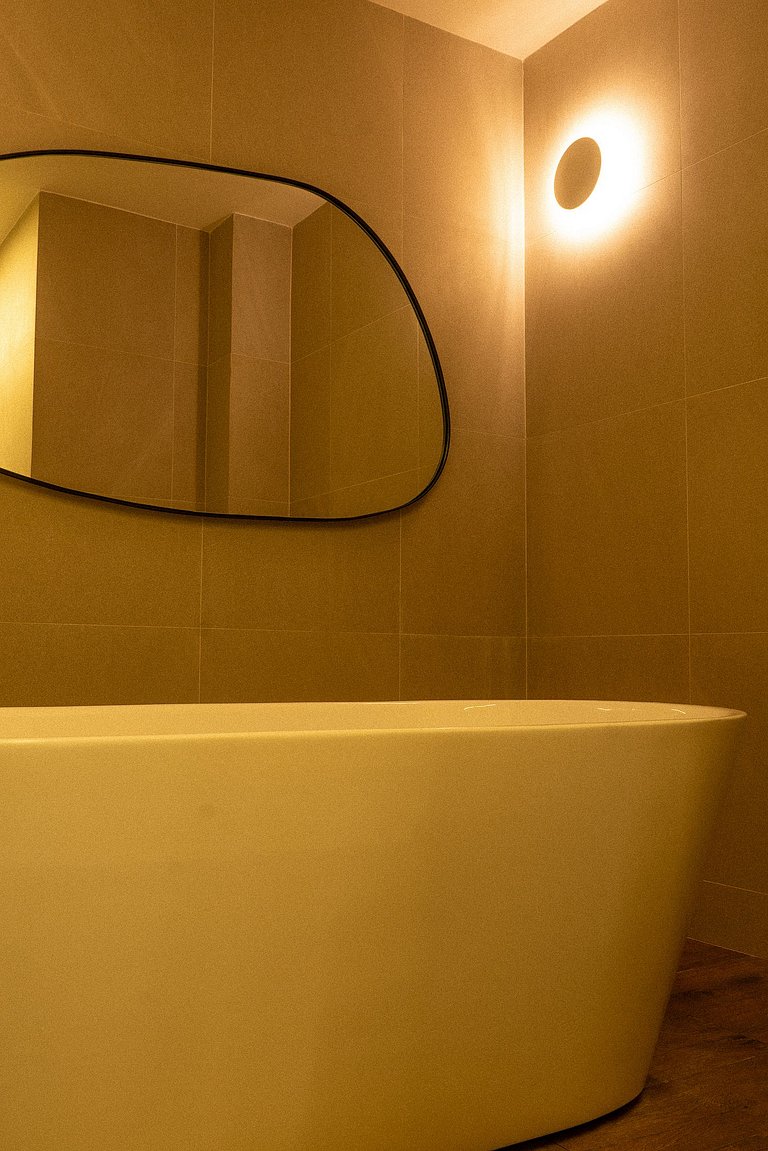 Muro Alto luxo com piscina privativa by Sintta