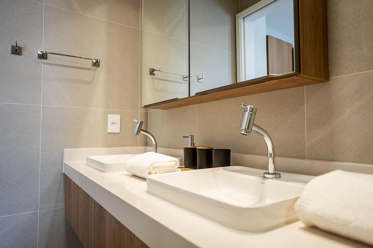 Apartamento com piscina privativa by Sintta