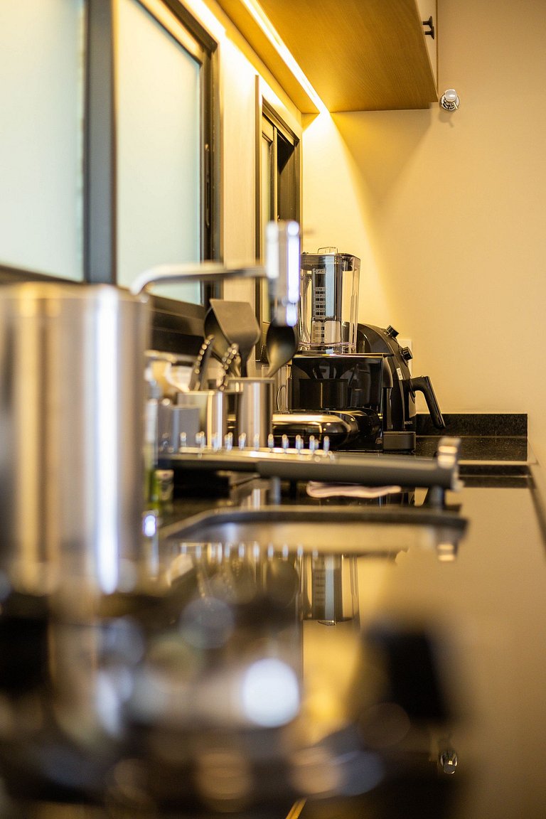 Muro Alto luxo com piscina privativa by Sintta