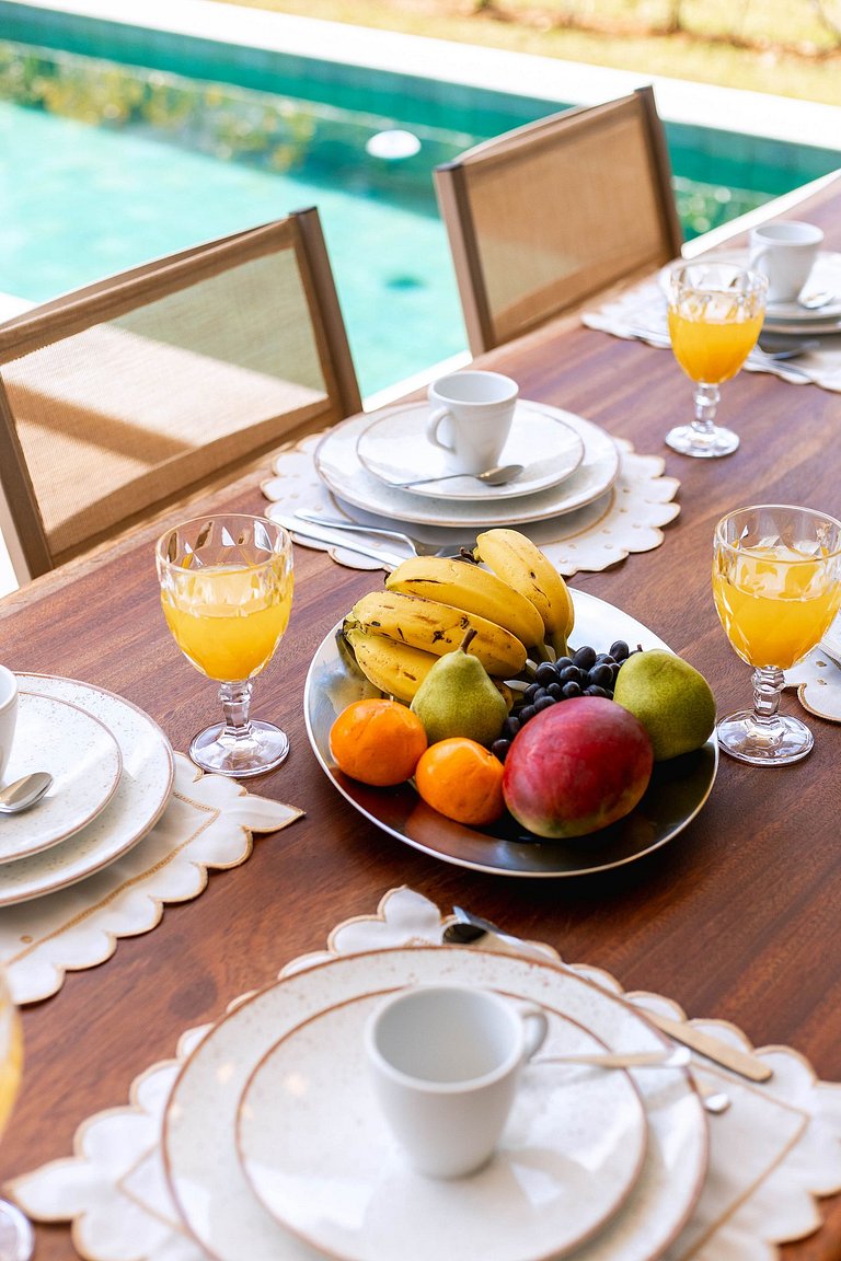 Muro Alto luxo com piscina privativa by Sintta