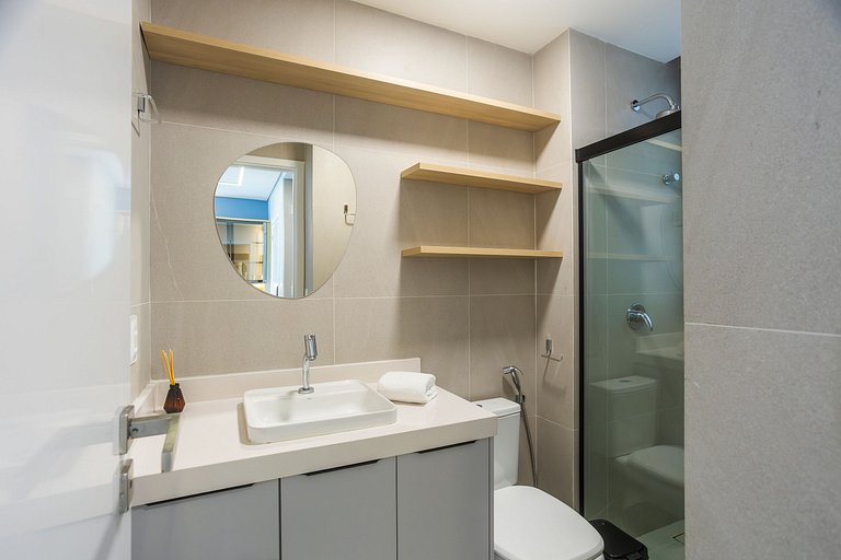 Apartamento à Beira-Mar com Varanda by Sintta