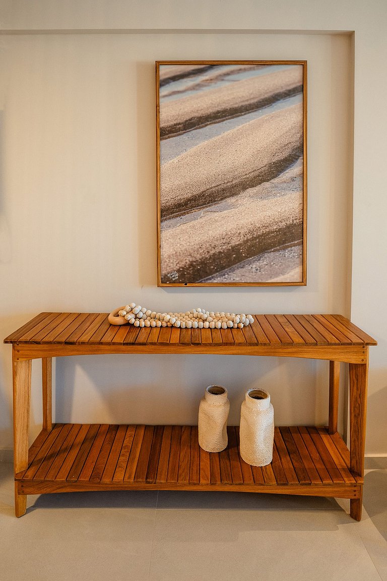 Térreo com Piscina Privativa, Muro Alto, by Sintta