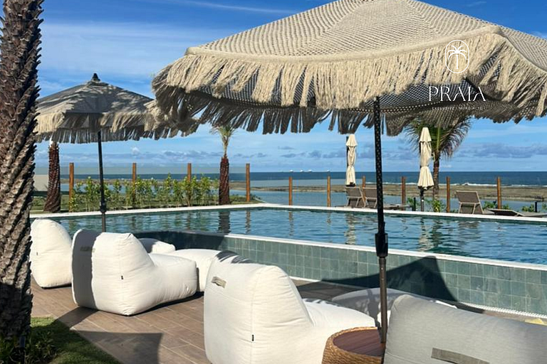 Flat com Piscina Exclusiva em Muro Alto, By Sintta