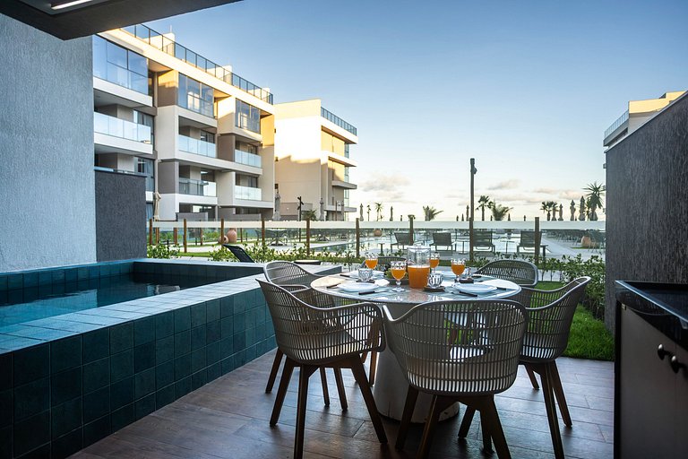 Apartamento luxo pé na areia, By Sintta