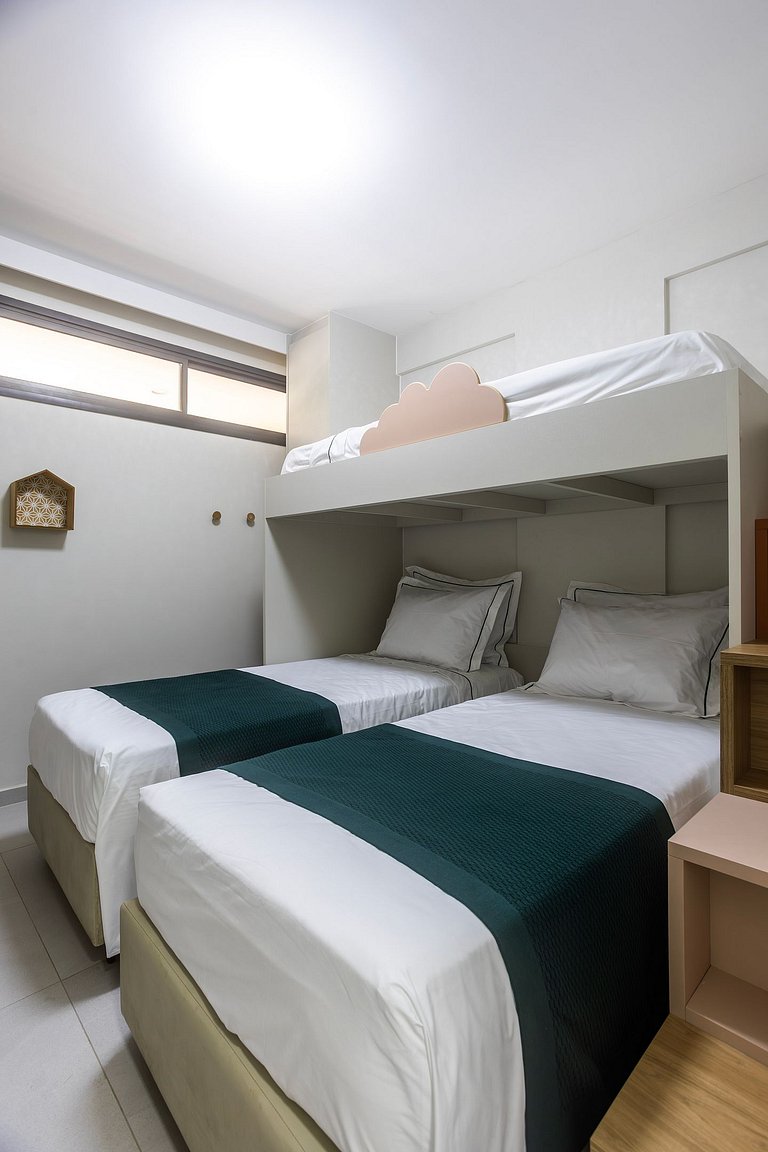 Apartamento luxo pé na areia, By Sintta