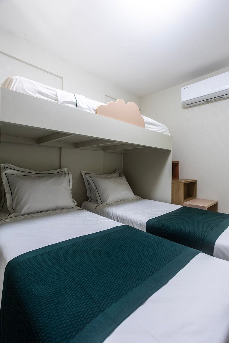 Apartamento luxo pé na areia, By Sintta