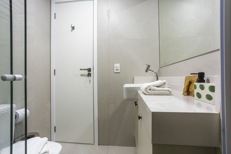 Apartamento luxo pé na areia, By Sintta